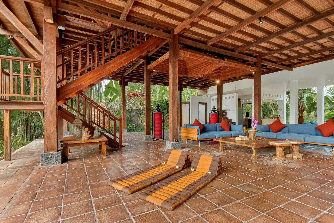 Villa Atas Awan Payangan Exterior photo